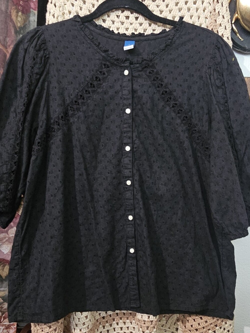 Old Navy Black Textured Button-Up Shirt